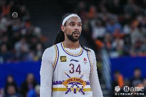 关键时刻失误后又完成抢断将功补过！萨林杰11中2拿到6分16板6助