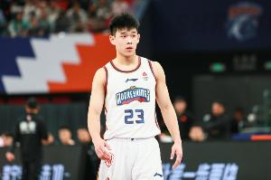 常规赛第43轮最佳阵容：林葳&余嘉豪&洛夫顿&约克&纳纳利