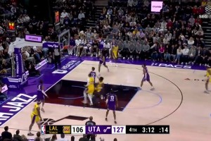 今天打得很不错！布朗尼4中3拿到生涯新高9分，正负值+10