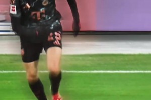 拜仁：穆勒的二和帅，就在一瞬间！