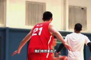 中国vs日本阵容差距有多大？对手身高超过2米仅3人！