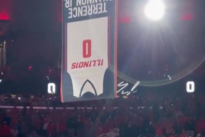 球衣退役仪式“翻车”了，主人公不得气死啊