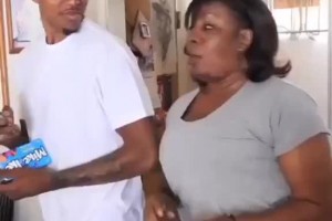 太经典了！尼克-杨问号脸表情包的诞生时刻，简直看一次笑一次