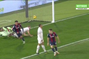 米兰遭反超！米兰防守不力恩多耶门前抢点捅射破门！