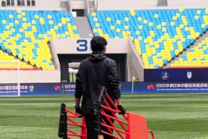 成都蓉城主帅徐正源: 希望我们球队能有更多球员为国征战！