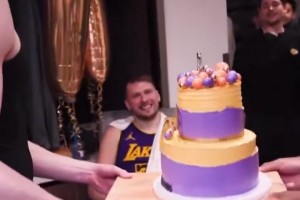 记者：曼城的指控……瓜迪奥拉：别BB别问了！下一个问题