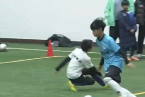 这小孩哥的过人，吧友们觉得像谁？中国足球真的不缺好苗子