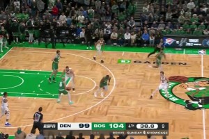 小姐姐：我刚从老特拉福德出来，我再也不想一个人去看球了