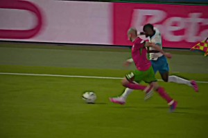 自信心完全上来了！拉菲尼亚：基操，勿6！