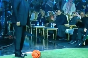 身材走样，但技术依旧在！大罗：机器人而已，随便一脚弧线就进了