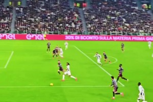 网友：笑容不会消失，只会转移！