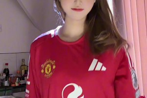 曼联球迷真的是要成绩有颜值，要颜值有颜值