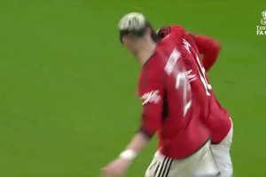 王钰栋有机会了！？伊万不排除在世预赛上使用年轻球员