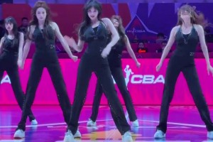 进球也在行！皮尔洛精彩的头球吊射破门