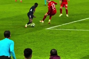 健康的登贝莱还是香！上一次让利物浦后防这么狼狈也是他