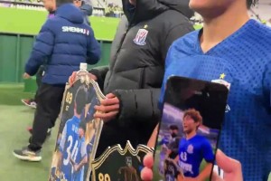 亚冠八分之一决赛上，刘诚宇首次一线队首发，赛后获得专属球星卡