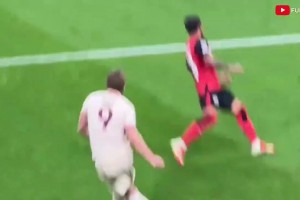 闪耀全场！现场直拍穆西亚拉的精彩操作合集！差了点运气啊！