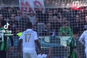 啥意思？AC米兰官方账号上传了这样一个视频