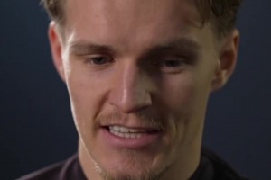 厄德高评价曾经的队友侯永永：我们一起搭档过，他是名天才球员