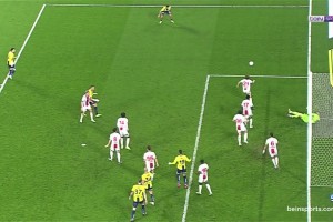 这门将神了！萨姆松体育门将飞身扑出哲科近距离必进球！