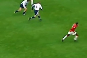 这外脚背真的绝了！贝克汉姆：想不到吧，我还会这招！