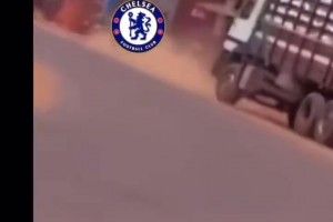 网友恶搞本赛季的英超：看到曼联我直接笑喷了