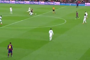 网友：小白的这个助攻让巴黎中场看起来像个笑话