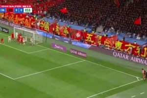 遗憾！首回合国足主场14分钟领先，最终被10人沙特逆转绝杀