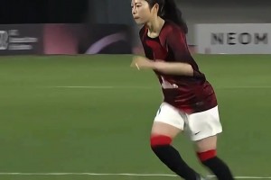 武汉女足点球淘汰浦和红钻晋级亚冠四强！女足姑娘踢点球真是冷静