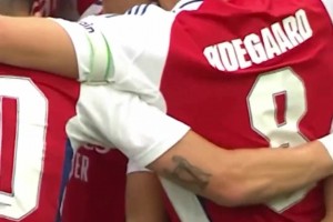 禁区内尤入无人之境！阿森纳这次进攻，真的美如画！