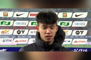 王钰栋：我的伤不是很严重，可能那下他也是滑了吧